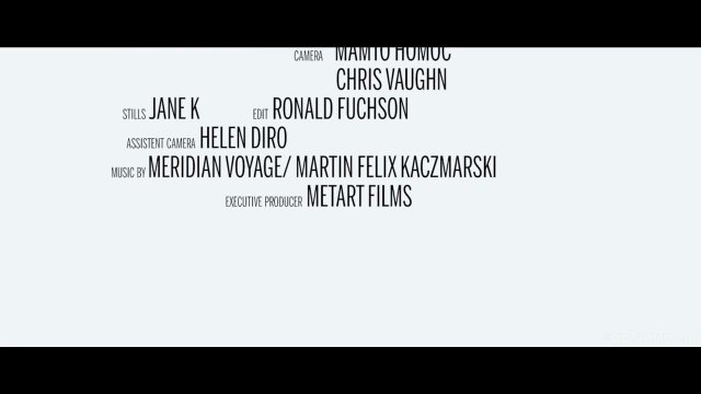 Превью Брюнетки устроили нежные лесбийские ласки на белом диване № 35728