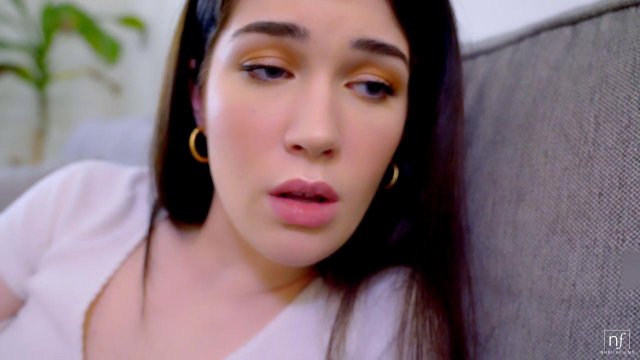 Превью Лесбиянки не против попробовать мужской член и заняться сексом втроем № 35731