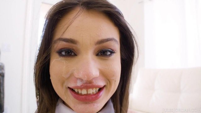 Превью Студентка получила в киску толстый член опытного зрелого мужика № 35748