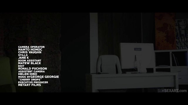 Превью Коллеги долбятся в свое удовольствие на ярком кресле в разных позах № 35797