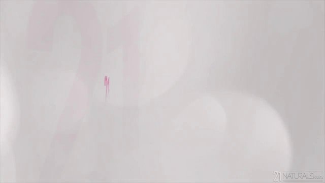 Превью Трахнул жестко красотку в рот, а потом засунул член в ее промежность № 35872