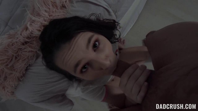 Превью Худая студентка трахается вместо уроков № 36651