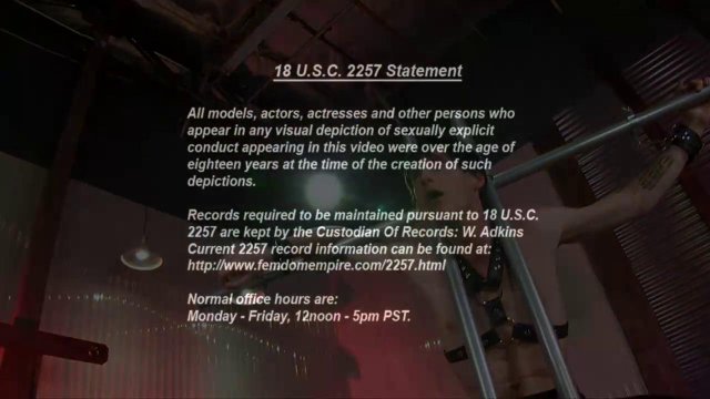 Превью Раб подчиняется доминирующей сучке и лижет ей письку № 39562