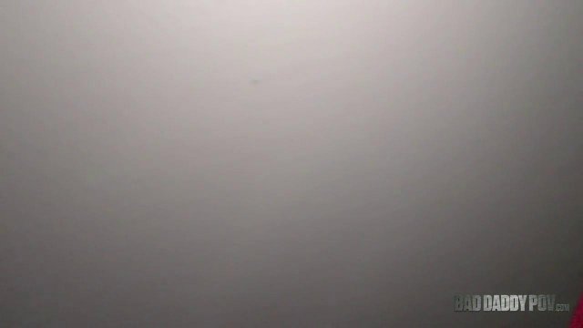 Превью Мужик трахает голубоглазую блондинку с красивым задом № 39590