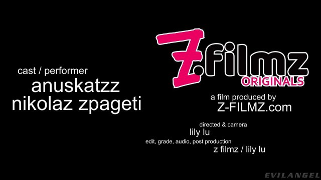 Превью Разукрашенная парочка любит трахаться № 39680