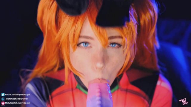 Превью Девка разминает жопу сексуальными игрушками № 39750