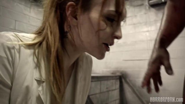 Превью Телке пришлось трахаться с чудовищем № 39772