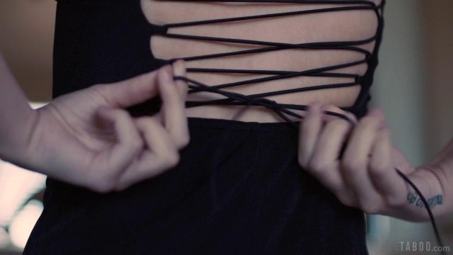 Превью Усатый мужик трахает молодую любовницу и изменяет № 42200