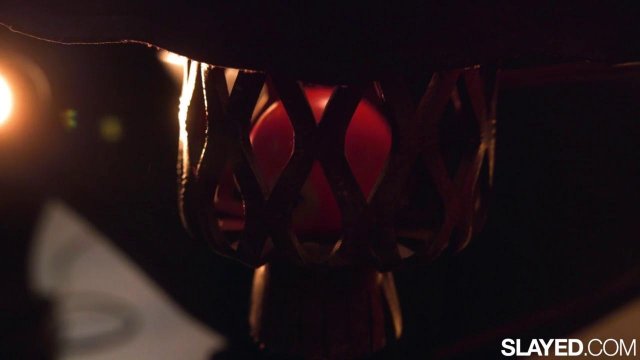 Превью Лесби лижет попку и киску подруги на столе № 42229