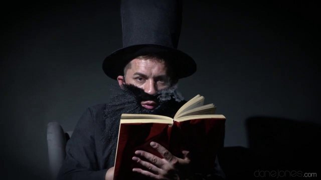 Превью Мужик обещал показать фокус и засунул член в киску шаловливой блондинки № 8836